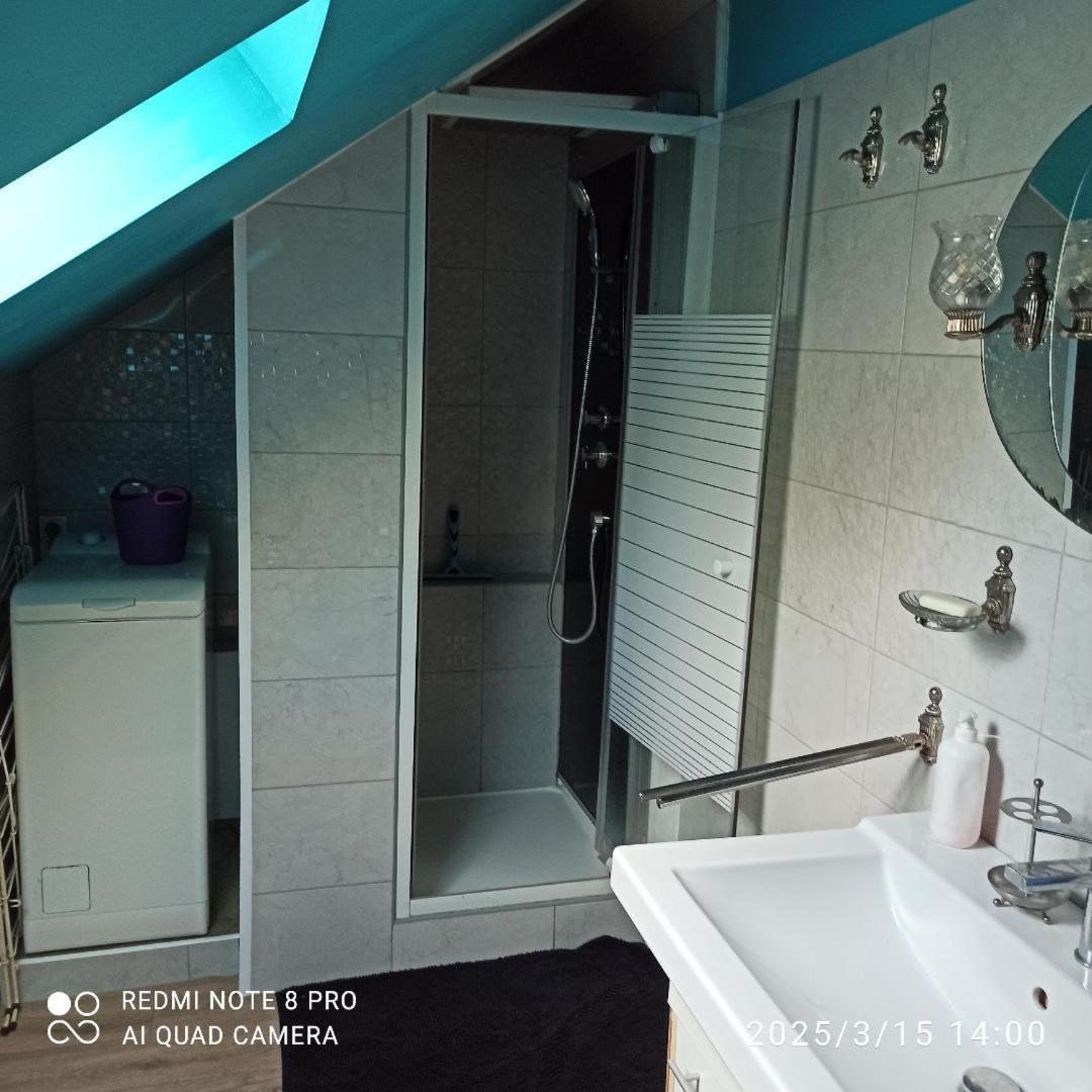 Petit Appartement 30M2, 3 Lits, 3 A 4 Pers Neuilly  Bagian luar foto